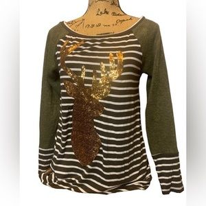 Super cute reindeer long sleeve shirt